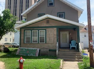 1314 Randall Ct, Madison, WI 53715