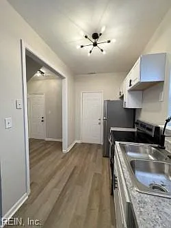 2049 Stonehurst St — Photo 9