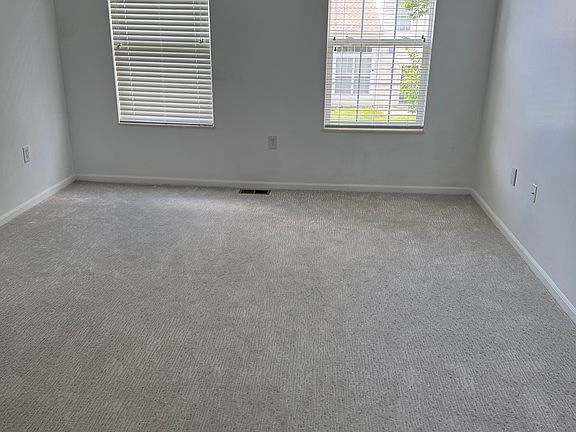 5th image of 5595 Viningbrook Dr