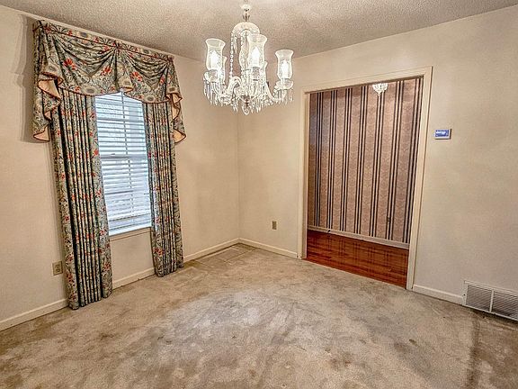 5th image of 2357 W Monica Dr