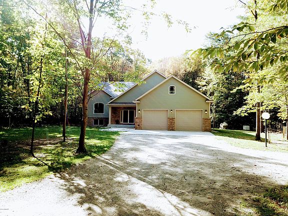 4th image of 8521 S Harnden Dr