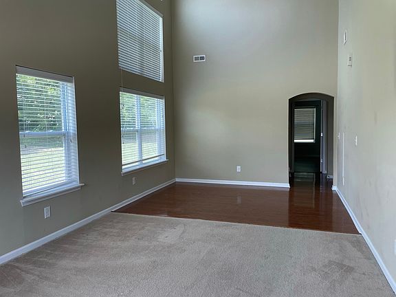 5th image of 5621 Tipperlinn Way