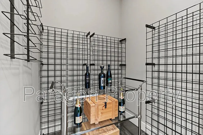 2 bed, 2.0 bath, 2026 sqft, $2,200 — Photo 3