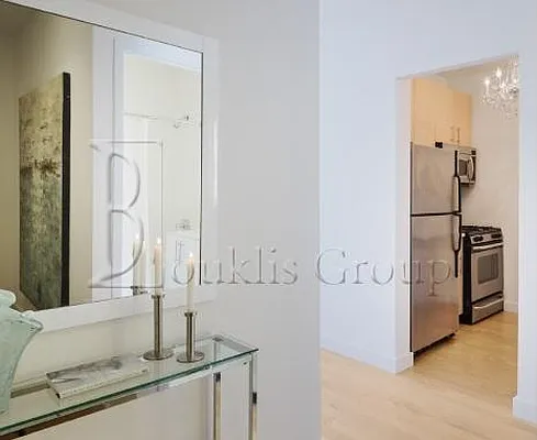 Rented by Bouklis Group | media 26