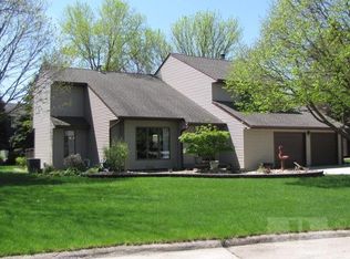 9 Field Rd, Mason City, IA 50401