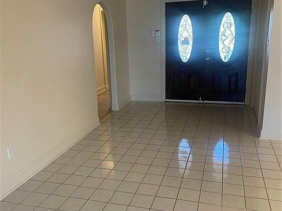 5th image of 11150 S Idlewood Ct