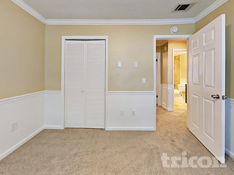 4324 Queensway Dr — Photo 17