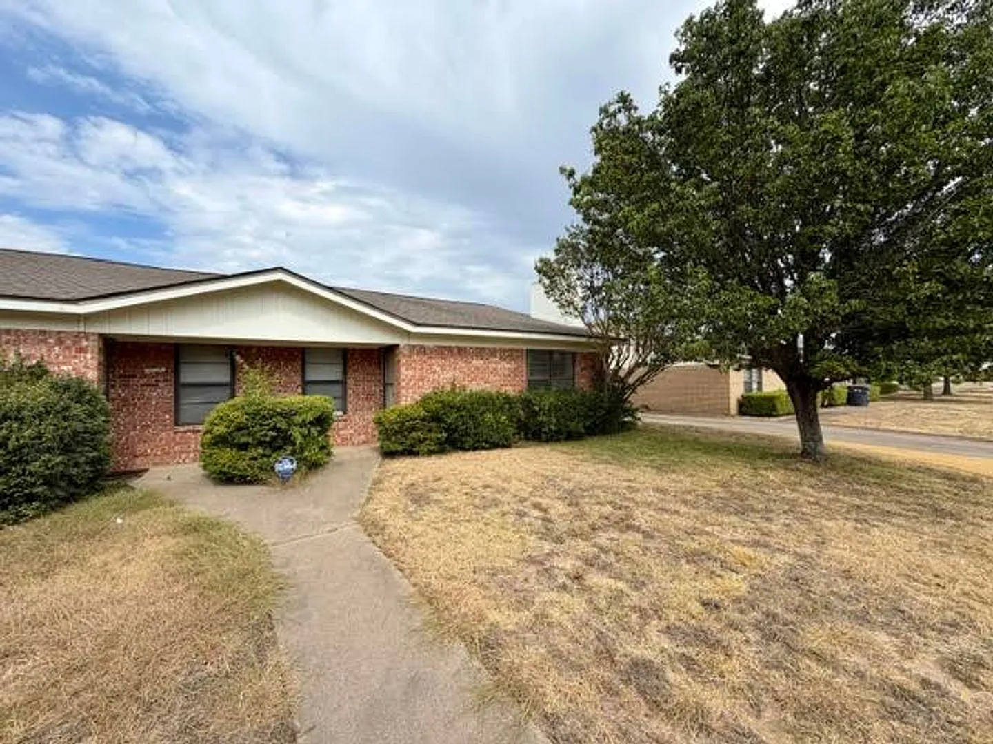 1410 Chapel Creek Rd — Photo 1