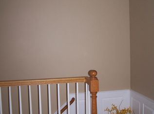 113 Dibble Hollow Ln, Windsor Locks, CT 06096