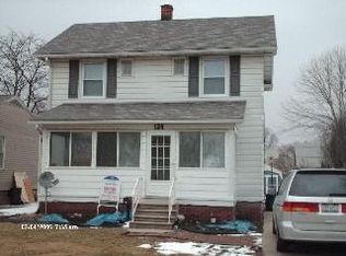 124 Helen Dr, Rossford, OH