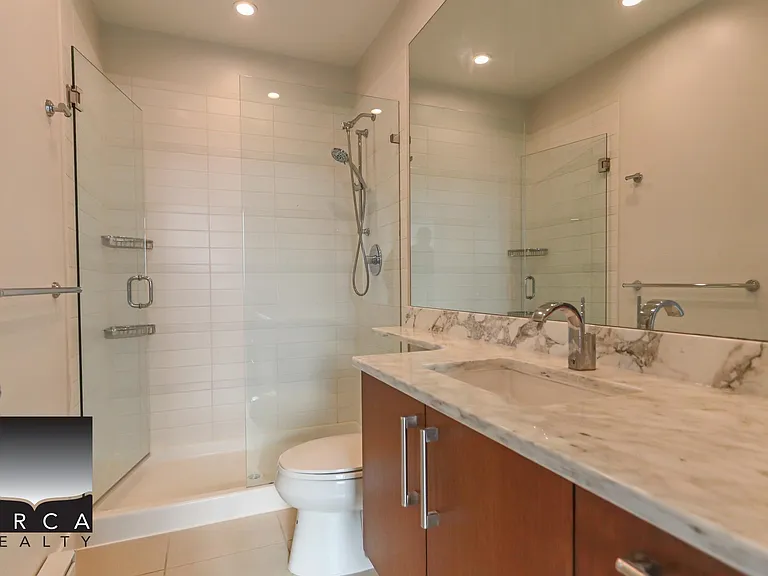1333 W 11th Ave #1502 — Photo 14