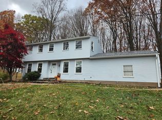 3702 Chapel Hill Dr, Erie, PA 16506