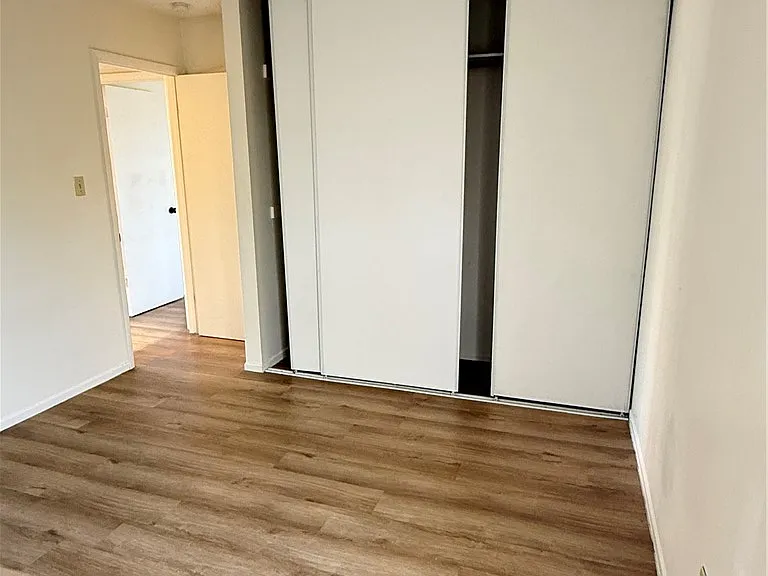 870 Avenue B #406 — Photo 12