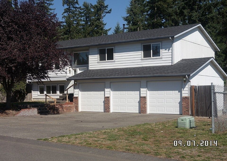 2nd image of 11311 225th Avenue Ct E