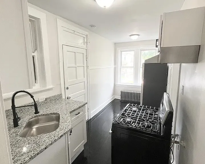 4124-32 W 24th Pl Apartments — Photo 22