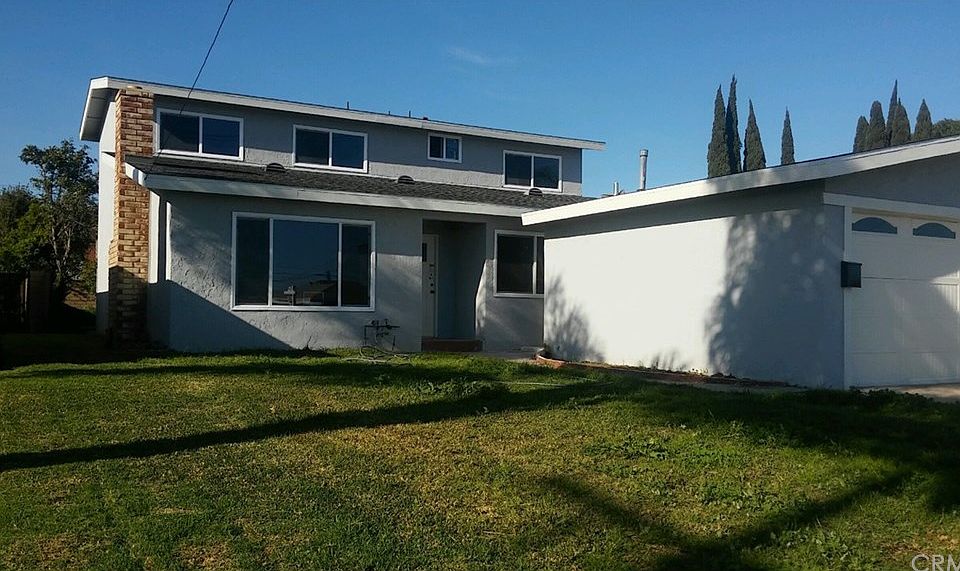 1st image of 1533 W 121st St