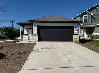 270 Jaycen Ln, New Braunfels, TX 78130