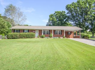 1207 Blockhouse Rd, Maryville, TN 37803