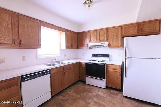3 bed, 2.5 bath, $1,450 — Photo 2