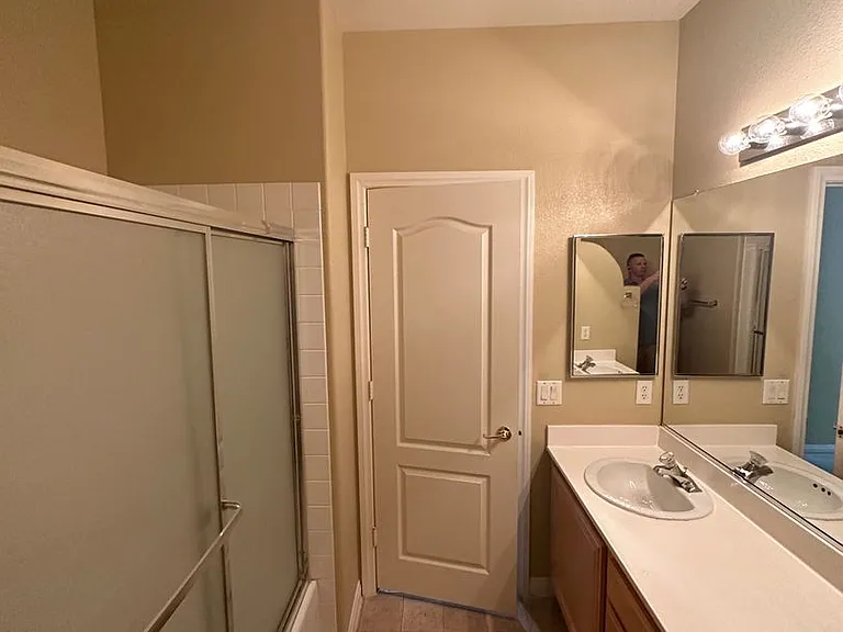1031 Belle River Ct — Photo 16