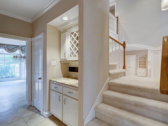 5th image of 5906 Heather Blossom Ln