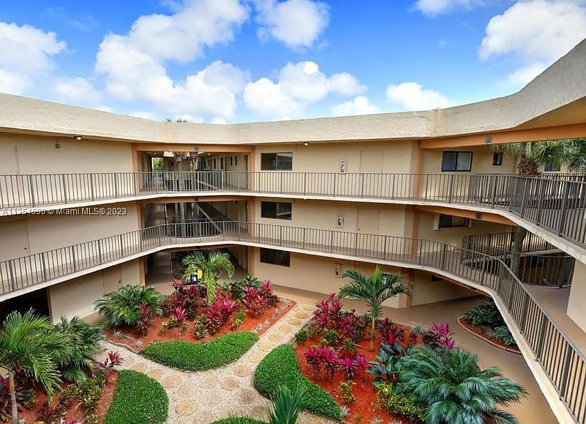 1st image of 8005 SW 107th Ave APT 212