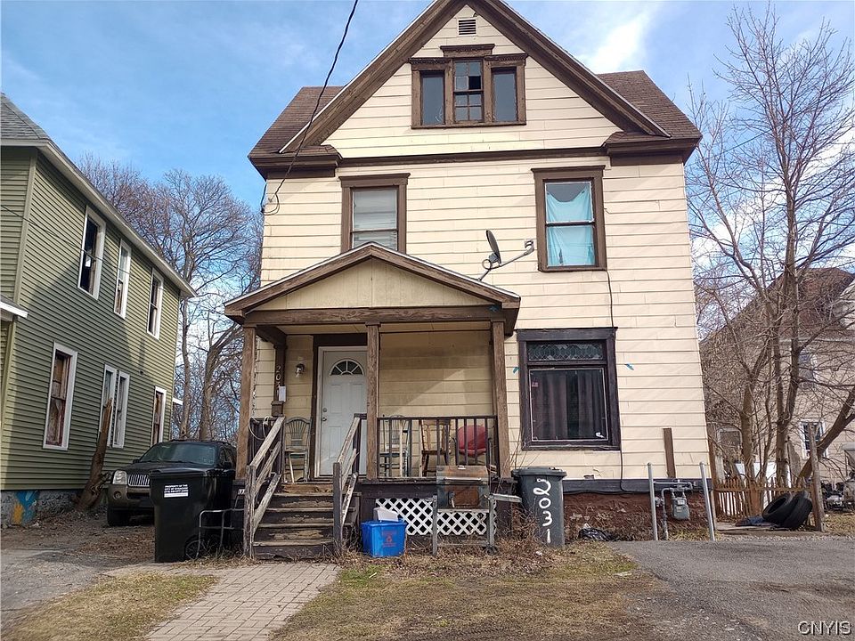 1st image of 2031 Midland Ave