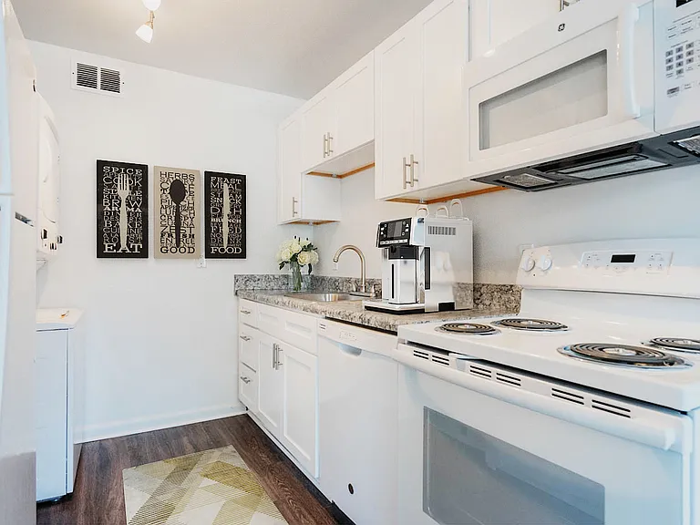 The Residences at Lakeview — Photo 19