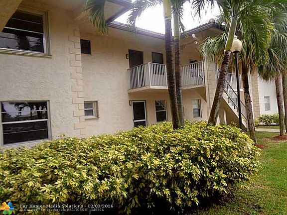 2nd image of 5510 Lakeside Dr APT 109