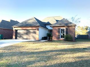 7353 Estelle Dr, Denham Springs, LA 70726