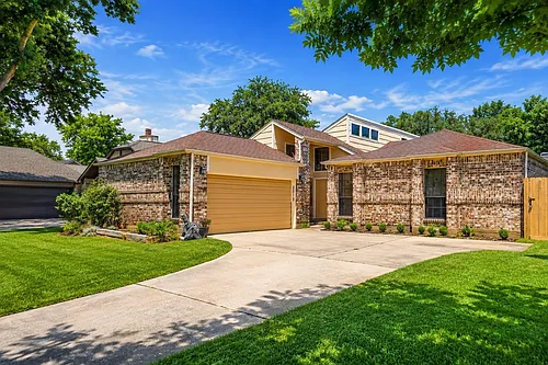 2019 First Crossing Blvd Photo 1