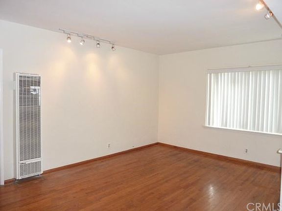 2nd image of 1954 Gaydon Ave