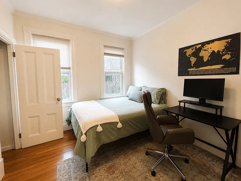 64 White Pl #1 — Photo 6