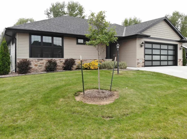 5039 N Milkweed Trl, Appleton, WI 54913