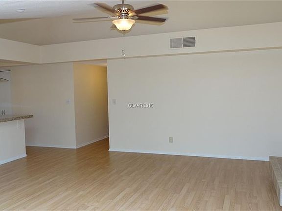 5th image of 1650 Laurel Oak Dr