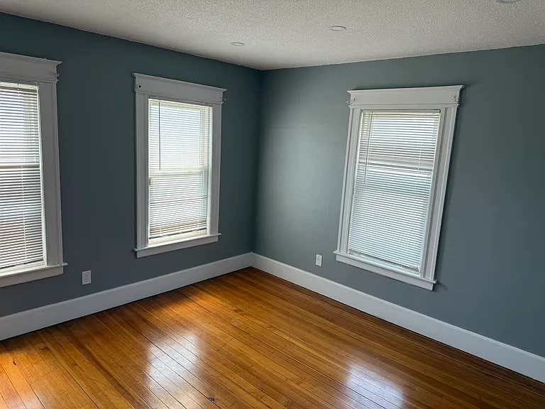 694 Enfield St #694 — Photo 19