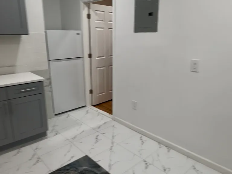 81 Academy St #1C — Photo 1