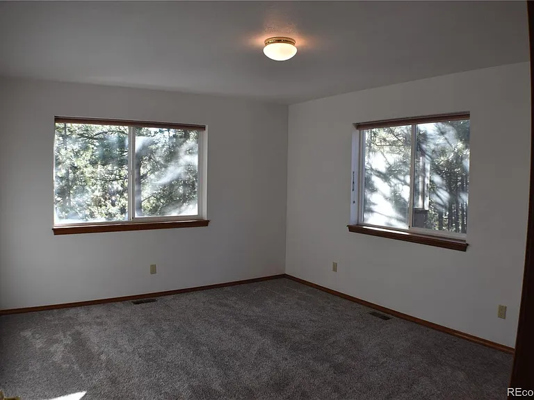14540 Rosholt Loop — Photo 37