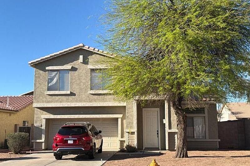 1st image of 2744 E Indian Wells Pl