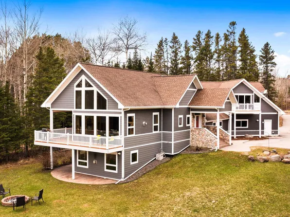 878 Old North Shore Rd, Two Harbors, MN 55616