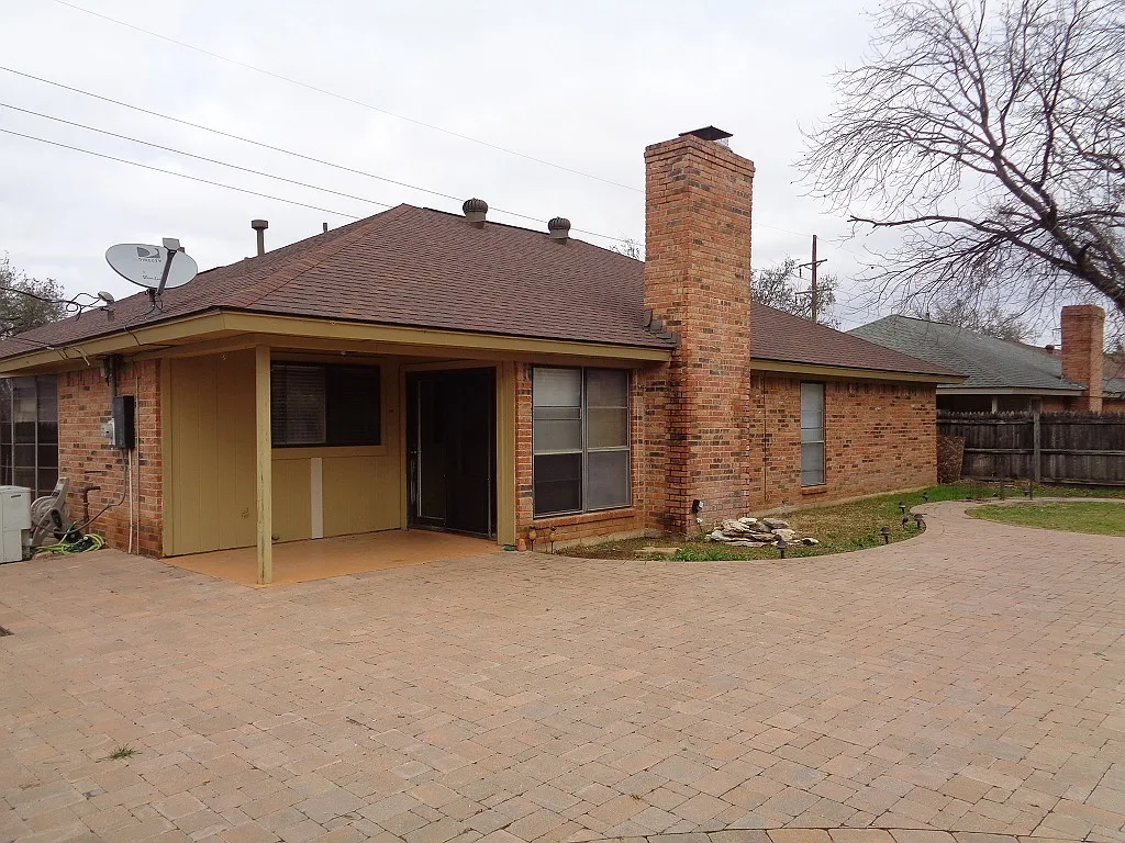 Great Southside Home — Photo 2
