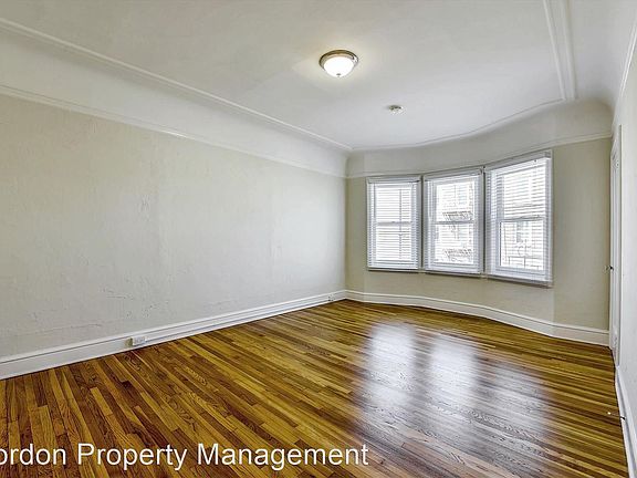 3rd image of 3055 Gough St APT 202