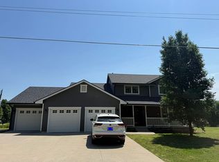 3012 NE Quincy St, Topeka, KS 66617