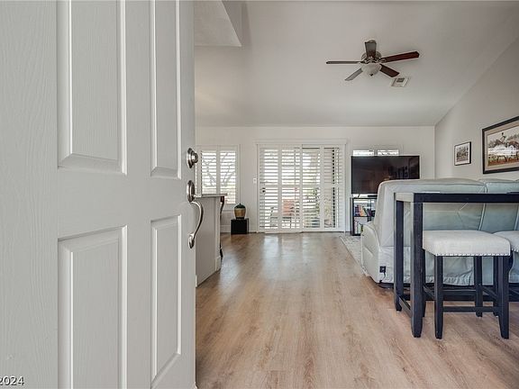 4th image of 9629 Blue Bell Dr