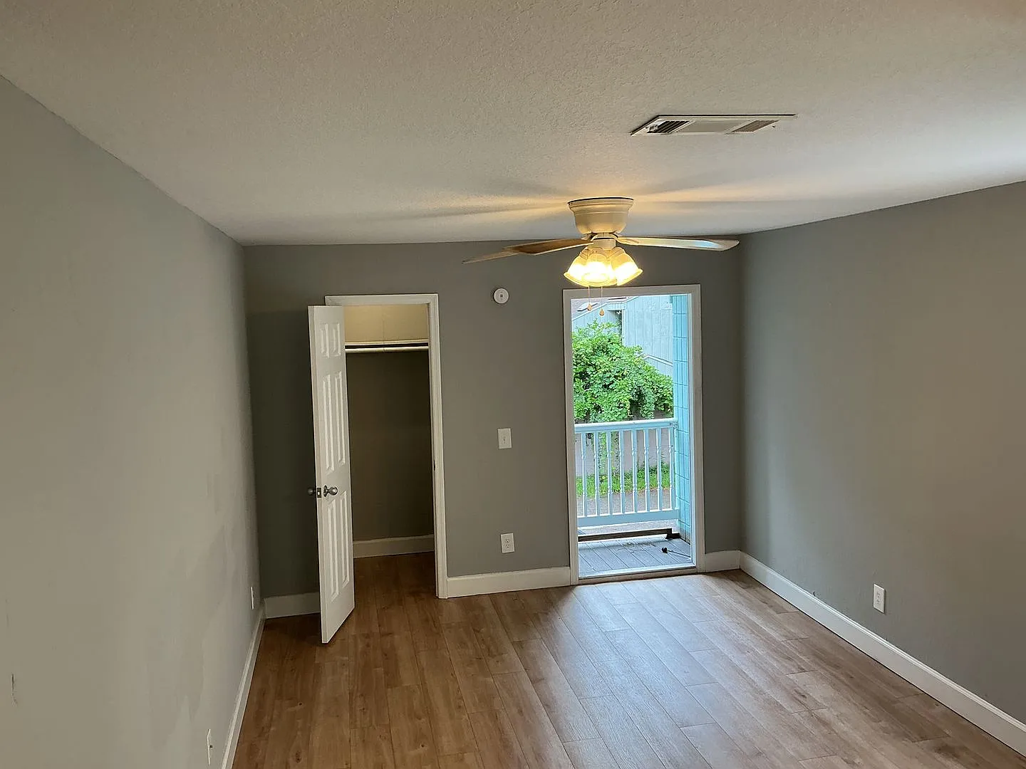 520 Sw 69th Street — Photo 3