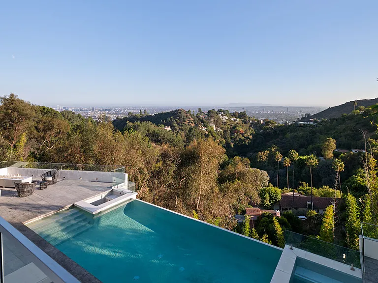 7080 W Mulholland Dr — Photo 60