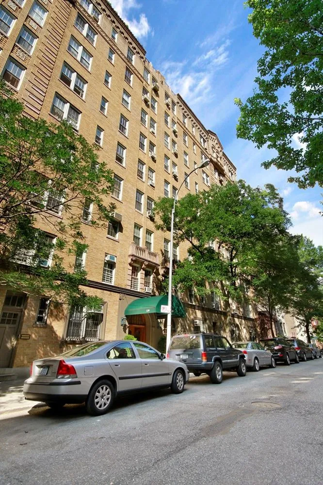 139 West 82nd Street 7B in Upper West Side, Manhattan