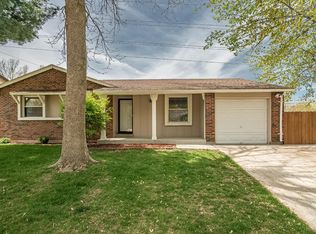 1115 Holgate Dr, Ballwin, MO 63021