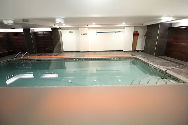 Rented by Nooklyn NYC LLC | media 10