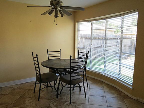 5th image of 13726 Ella Lee Ln